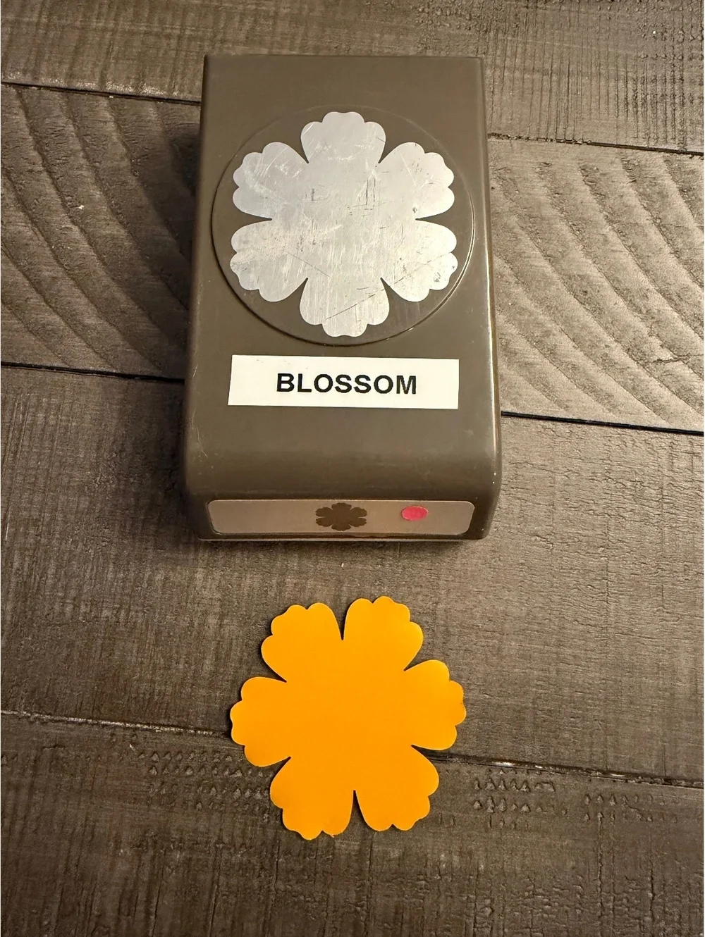 Stampin’ Up Blossom Large Flower Shape Punch